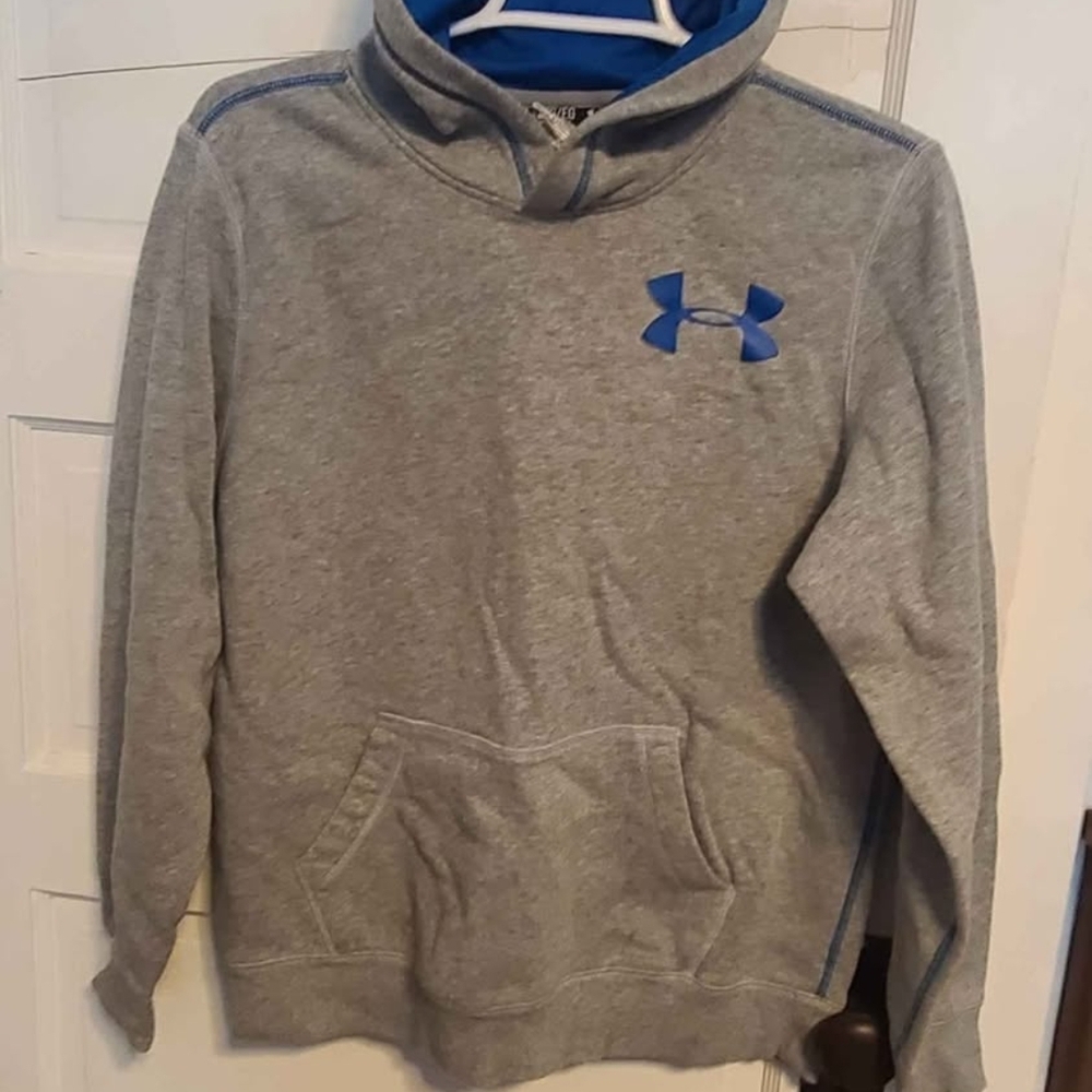 Under Armour XL YOUTH Gray Hoodie